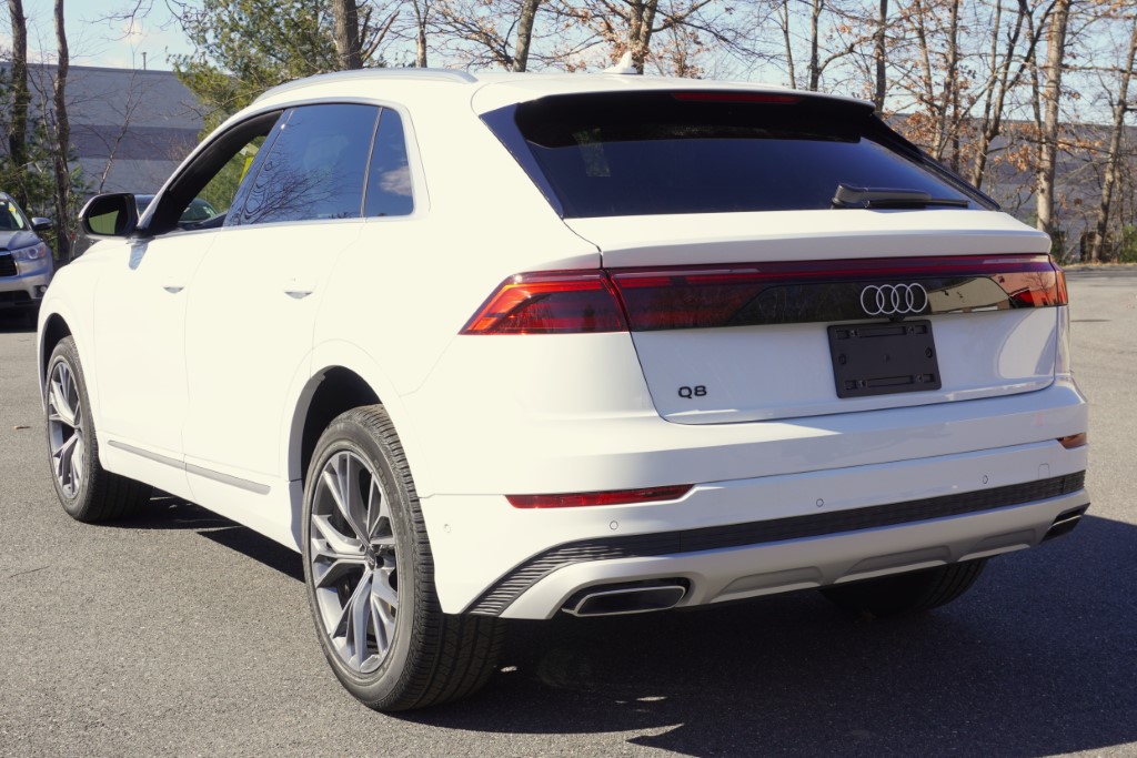 new 2025 Audi Q8 car, priced at $82,515