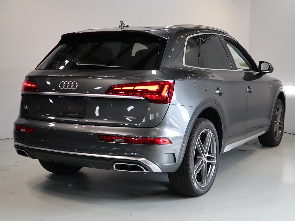 new 2025 Audi Q5 car, priced at $56,880