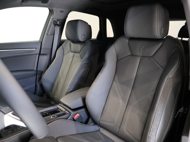 new 2025 Audi Q3 car, priced at $45,110