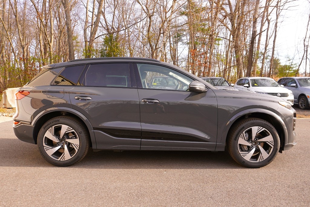 new 2025 Audi Q6 e-tron car, priced at $75,245