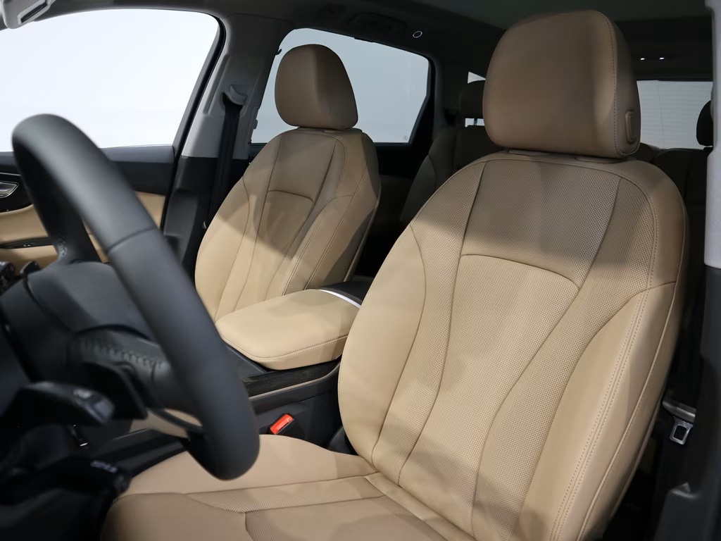 new 2026 Audi Q7 car, priced at $78,445