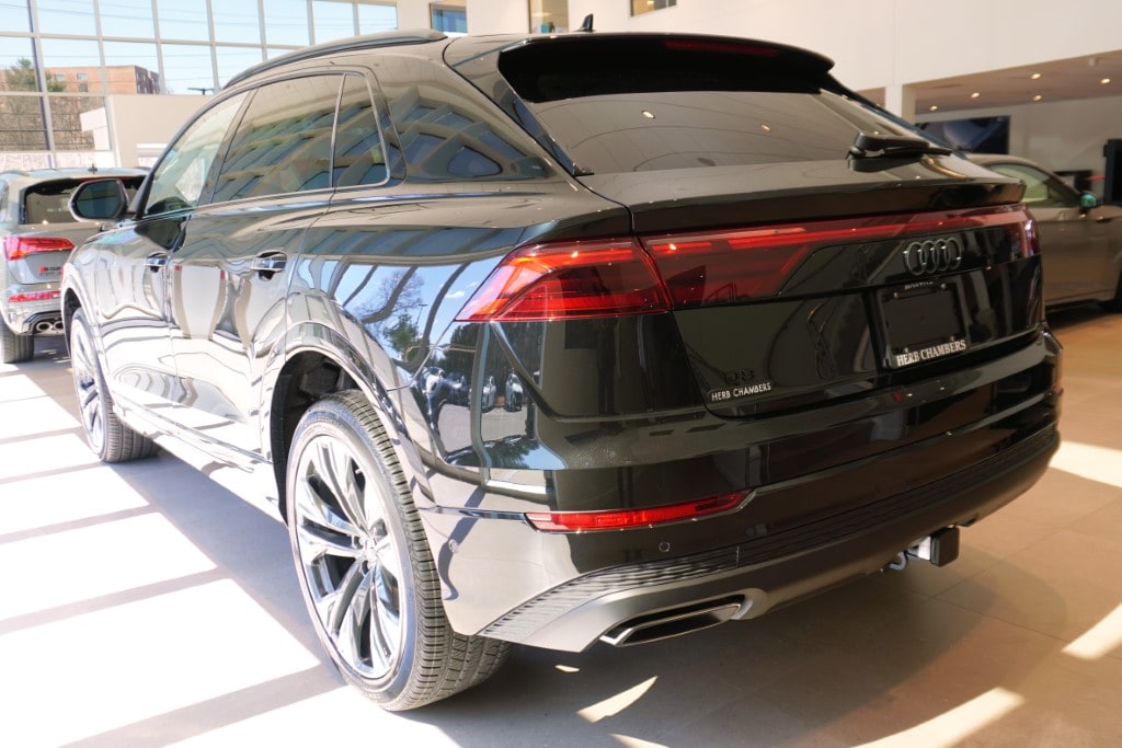 new 2025 Audi Q8 car, priced at $84,465