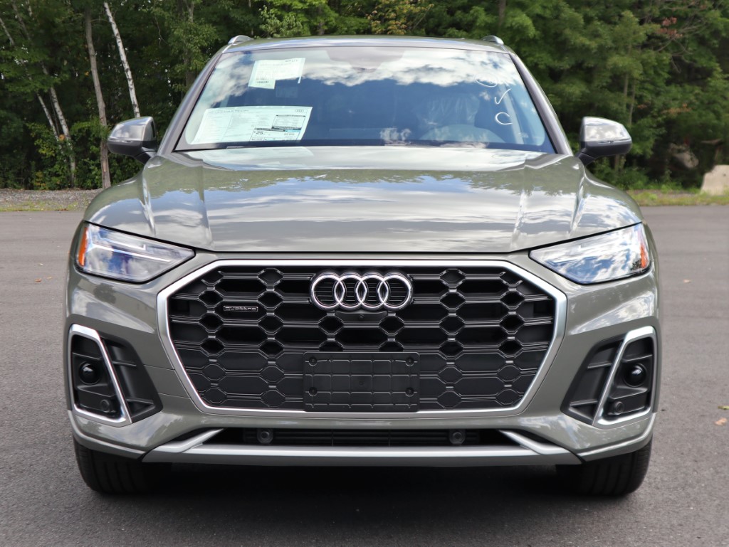 new 2025 Audi Q5 car, priced at $57,550