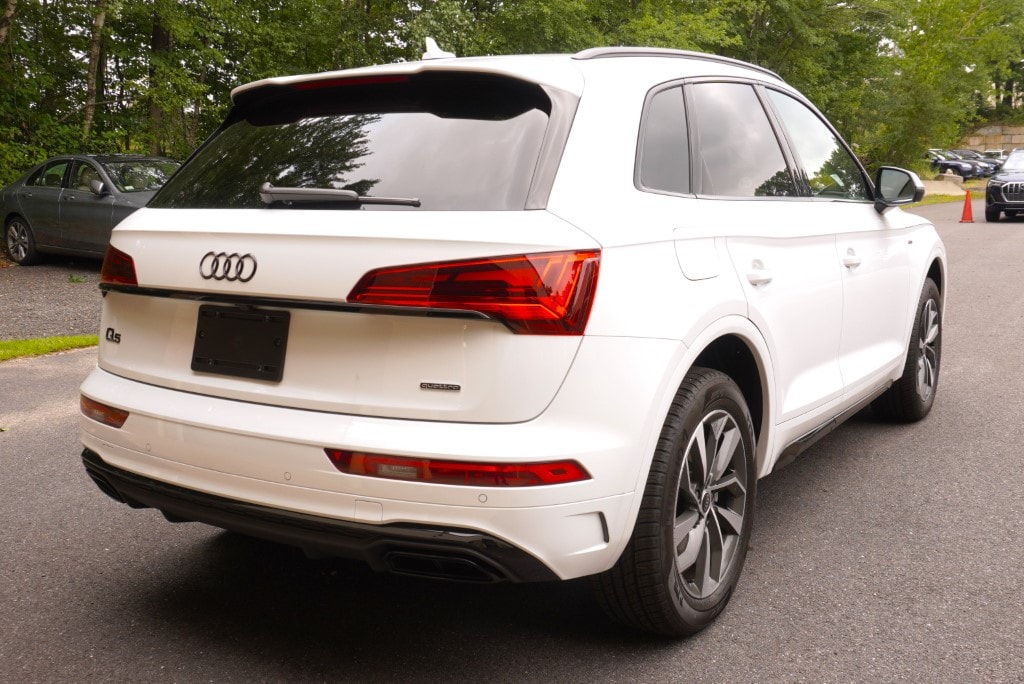 new 2025 Audi Q5 e car, priced at $66,150