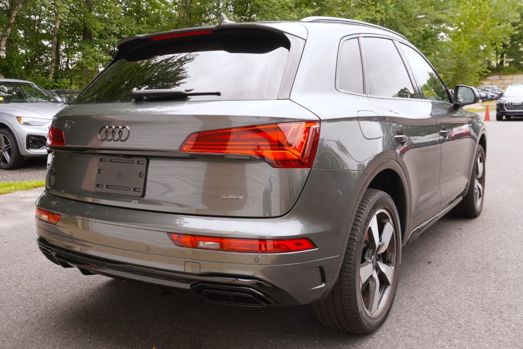 new 2024 Audi Q5 e car, priced at $75,725