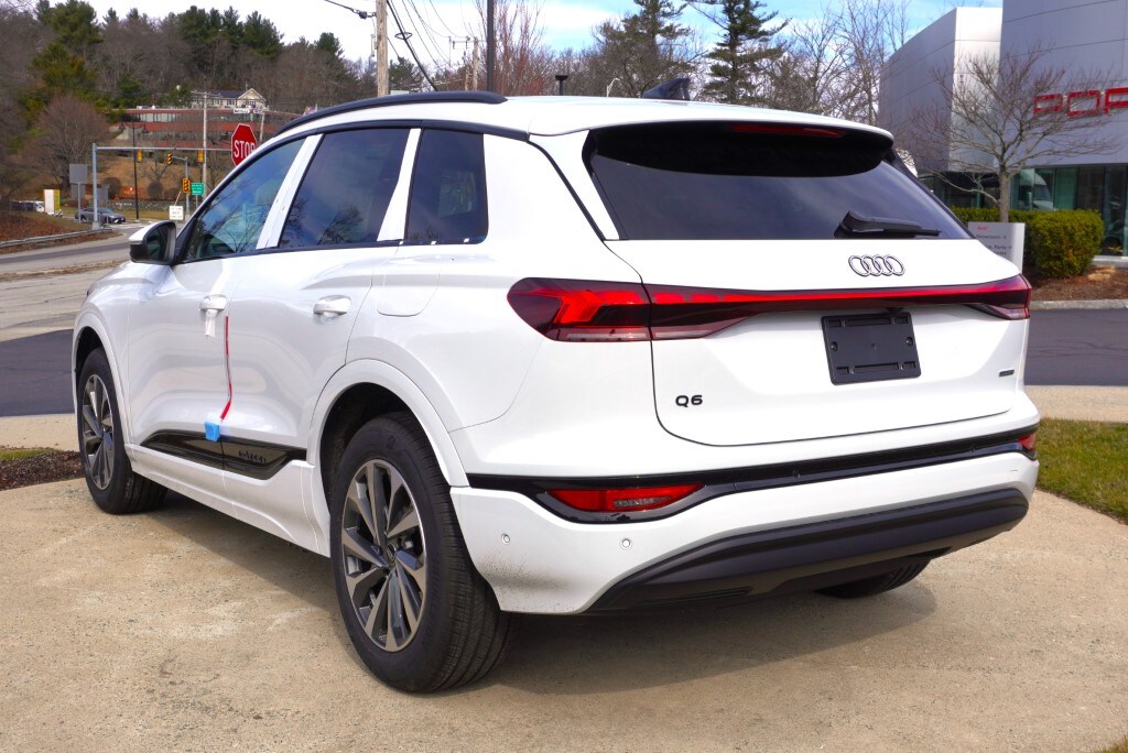 new 2025 Audi Q6 e-tron car, priced at $75,450