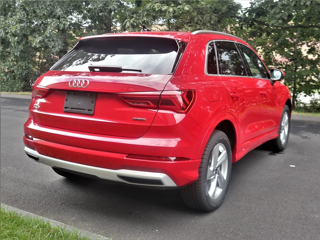 new 2025 Audi Q3 car, priced at $44,785