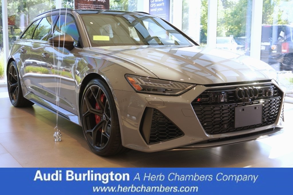 new 2025 Audi RS 6 Avant car, priced at $144,625