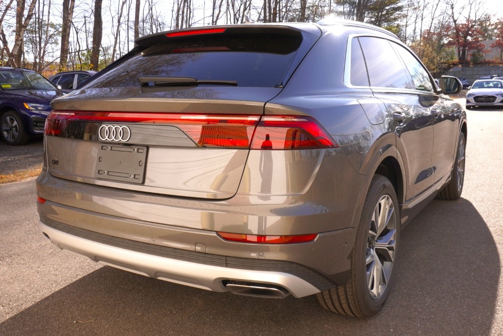 new 2025 Audi Q8 car, priced at $83,395