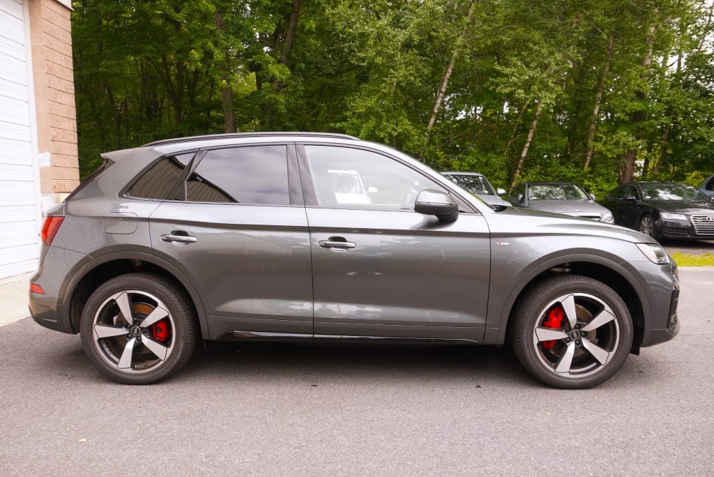 new 2025 Audi Q5 e car, priced at $69,385