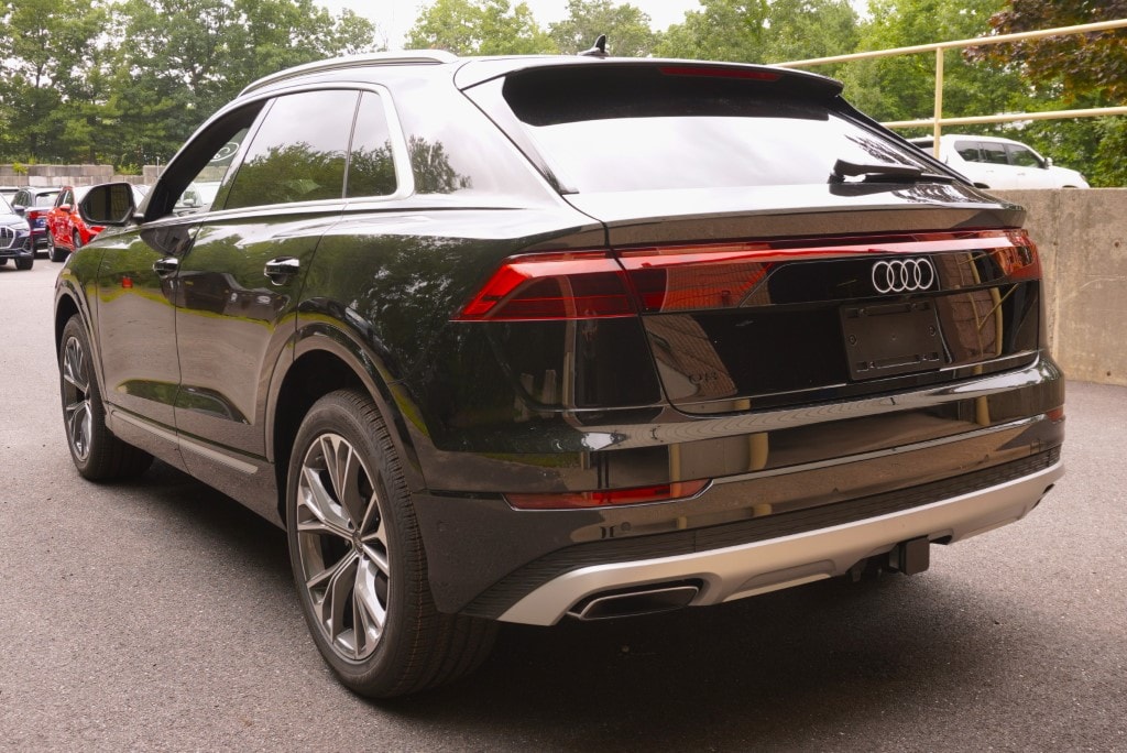 new 2025 Audi Q8 car, priced at $78,995