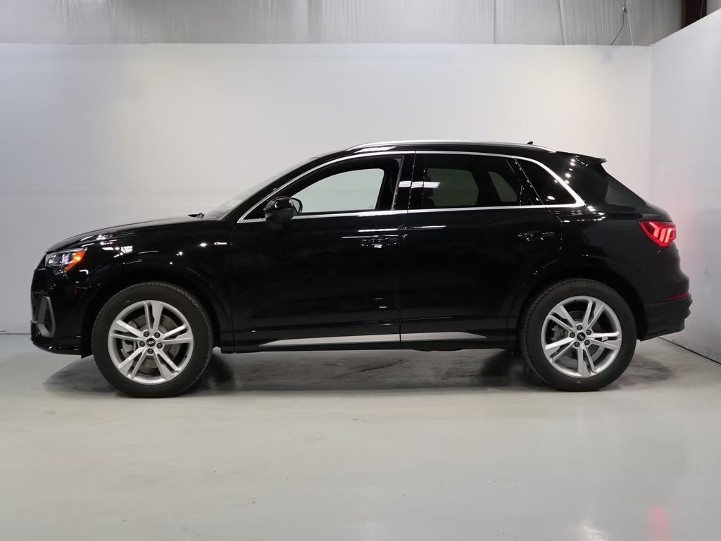 new 2025 Audi Q3 car, priced at $44,060