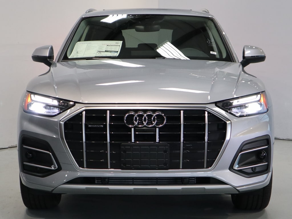 new 2025 Audi Q5 car, priced at $50,600