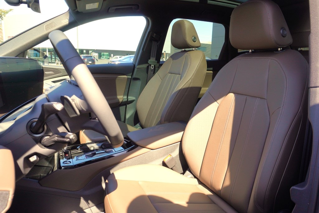 new 2025 Audi Q6 e-tron car, priced at $75,450