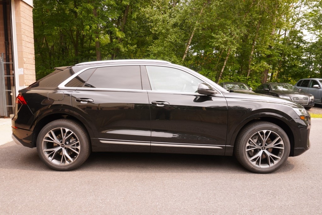 new 2025 Audi Q8 car, priced at $78,995