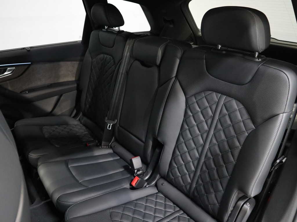 new 2025 Audi SQ7 car, priced at $112,360