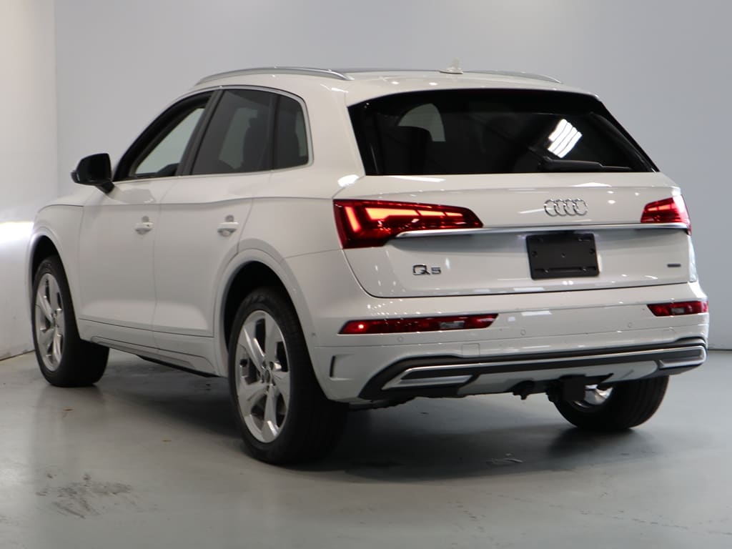 new 2025 Audi Q5 car, priced at $50,005