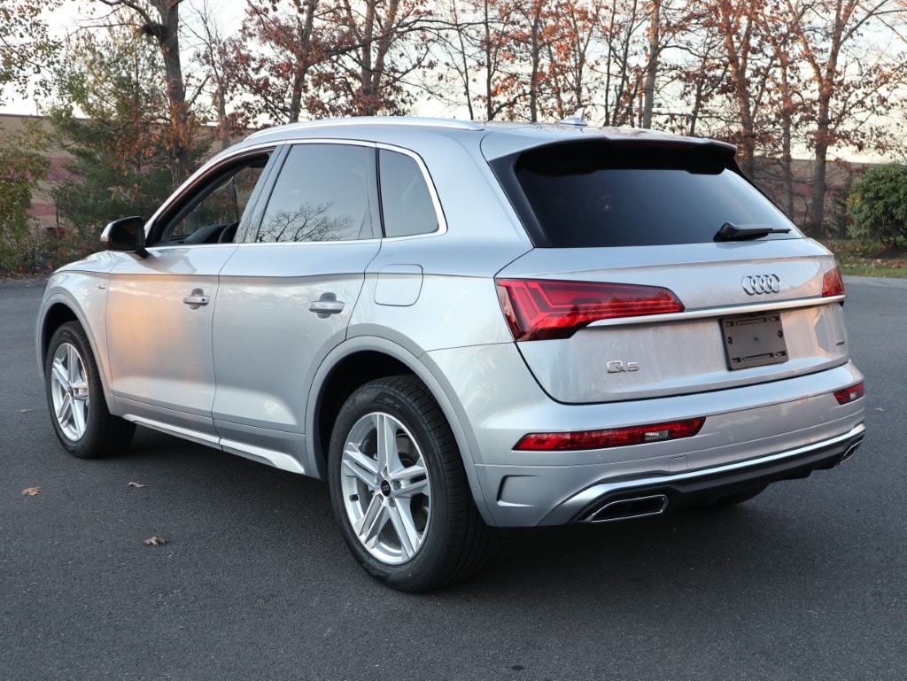 new 2025 Audi Q5 car, priced at $57,550