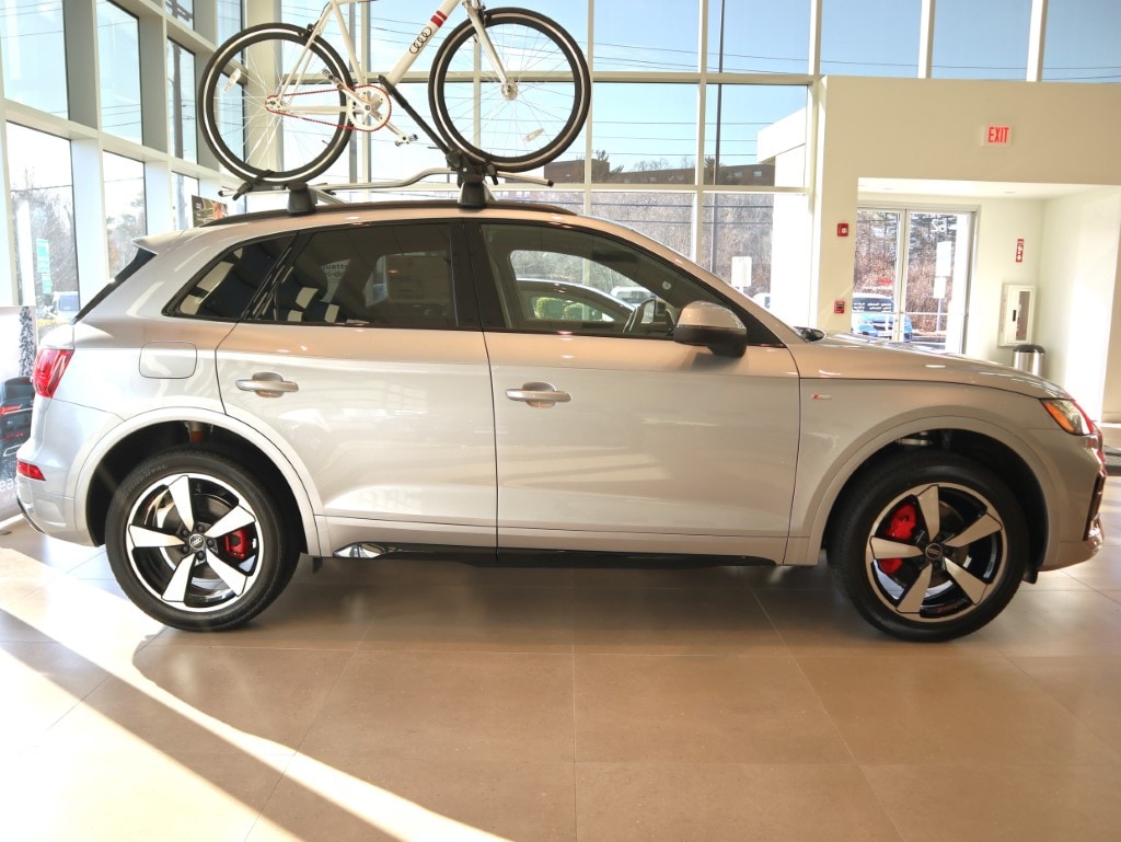 new 2025 Audi Q5 car, priced at $59,265