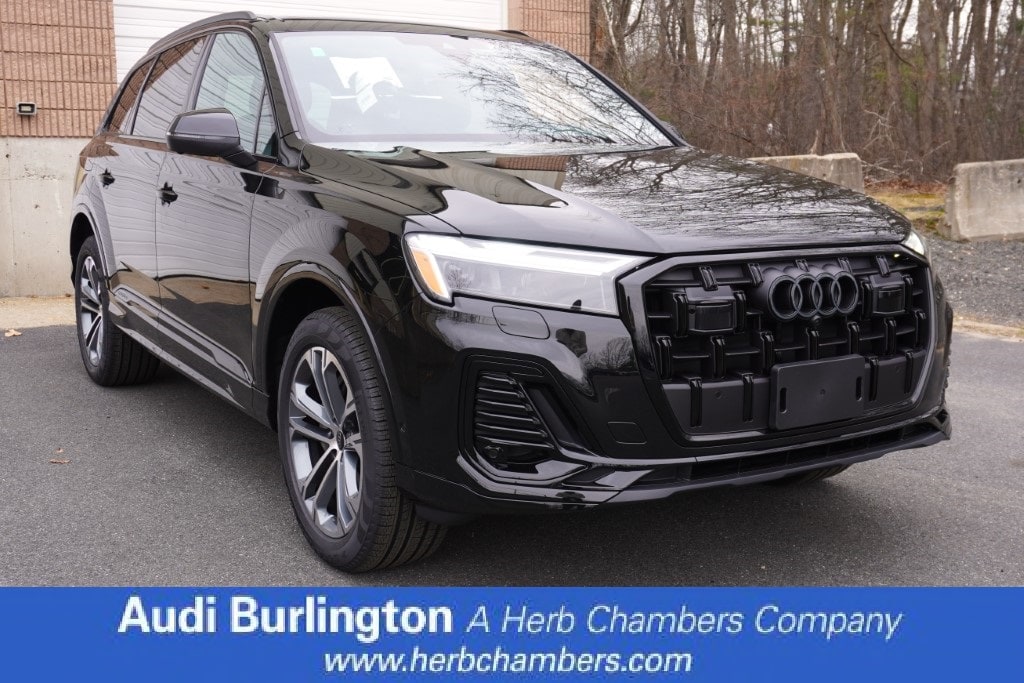 new 2025 Audi Q7 car, priced at $77,805