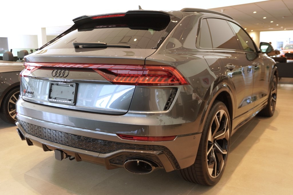 new 2024 Audi RS Q8 car, priced at $139,390