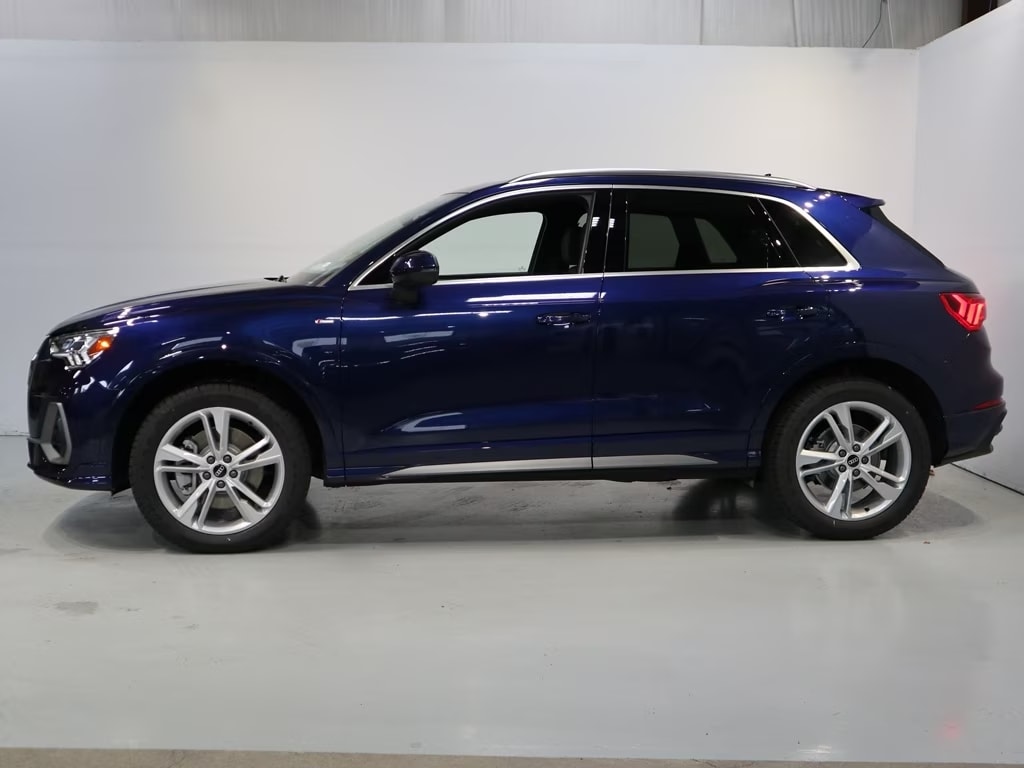 new 2025 Audi Q3 car, priced at $44,060