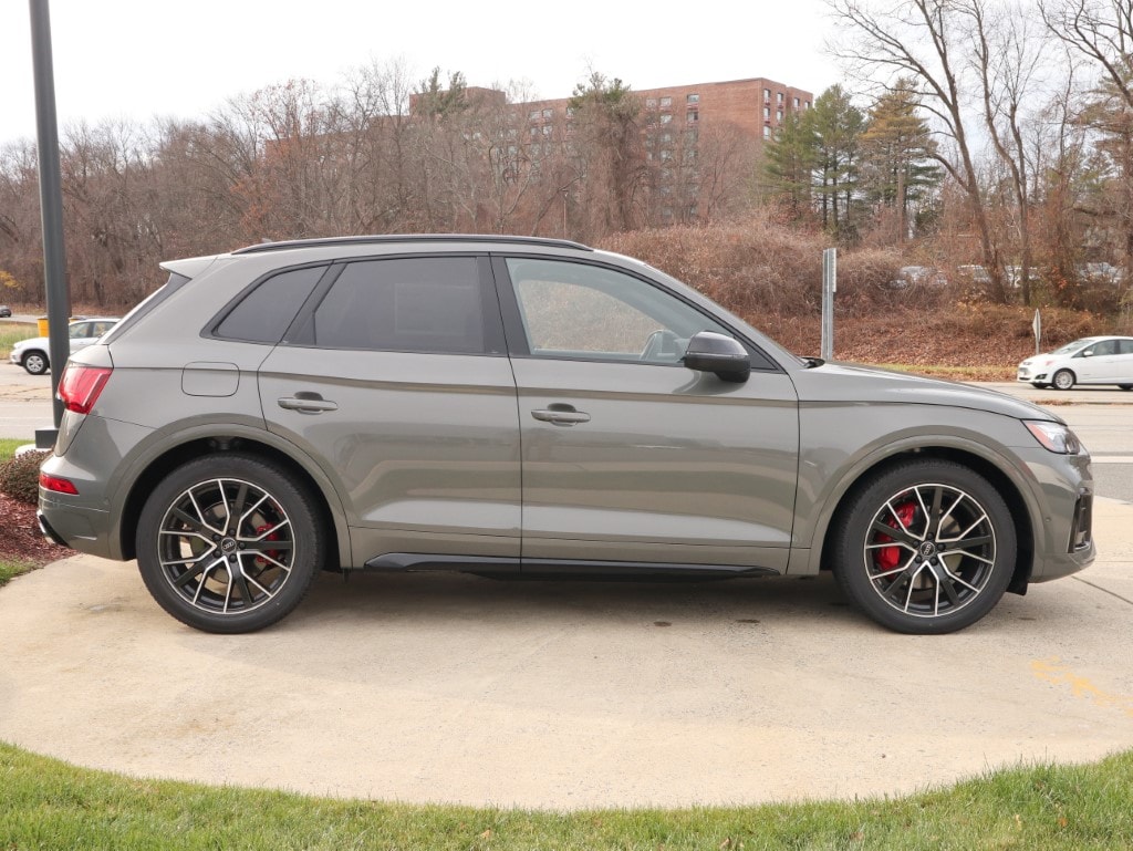 new 2025 Audi SQ5 car, priced at $72,870