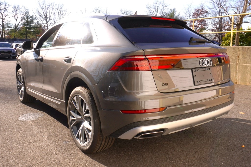 new 2025 Audi Q8 car, priced at $83,395