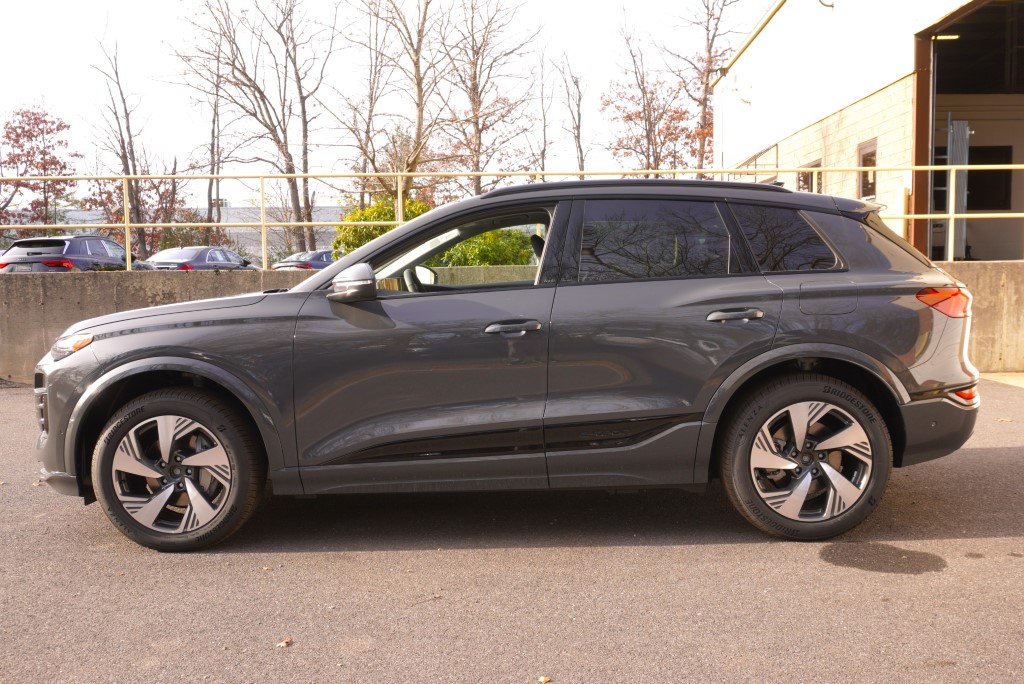 new 2025 Audi Q6 e-tron car, priced at $75,155
