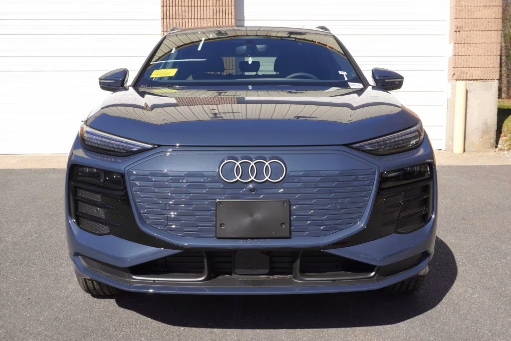 new 2025 Audi Q6 e-tron car, priced at $73,465