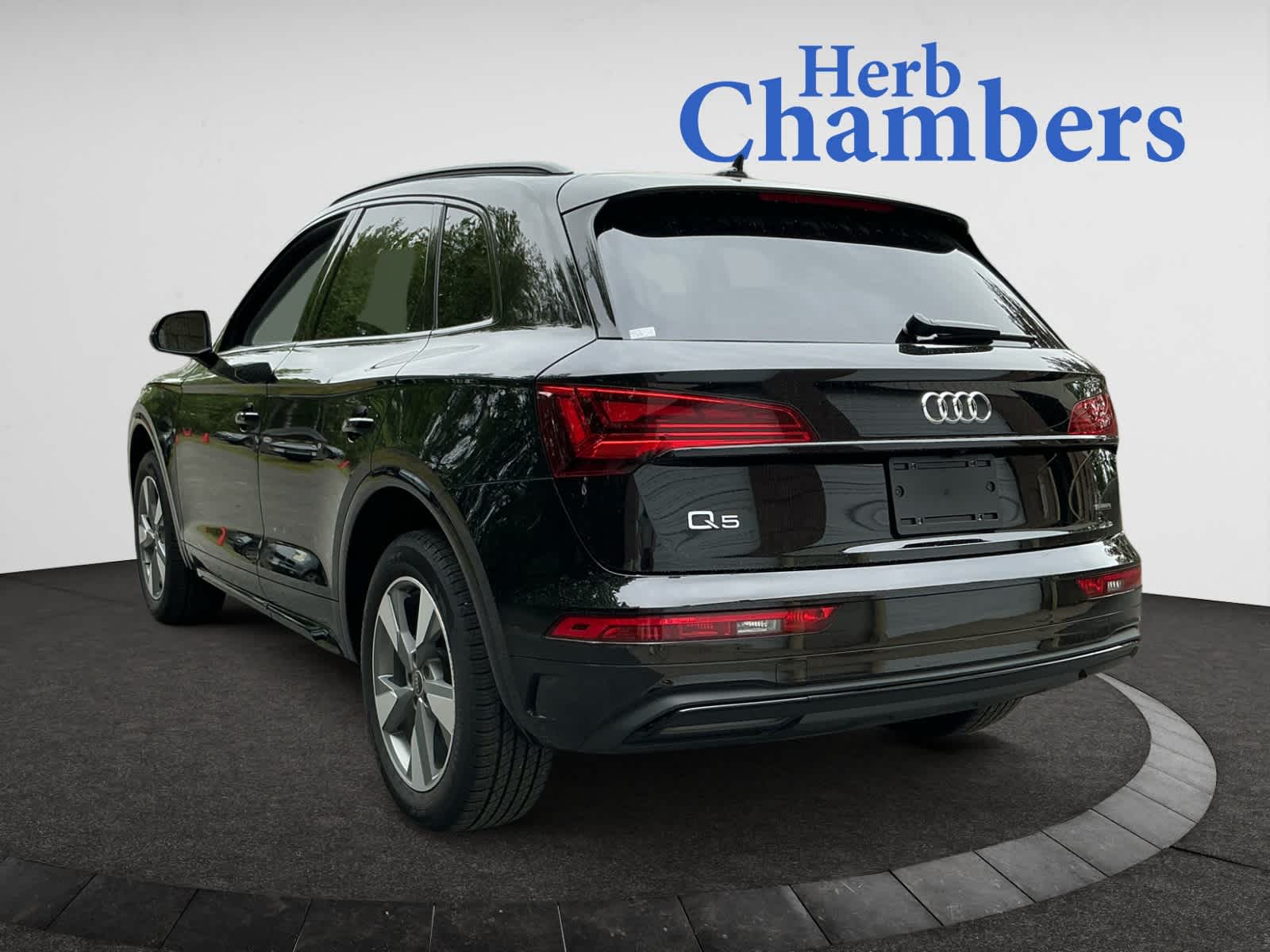 used 2025 Audi Q5 car, priced at $49,998