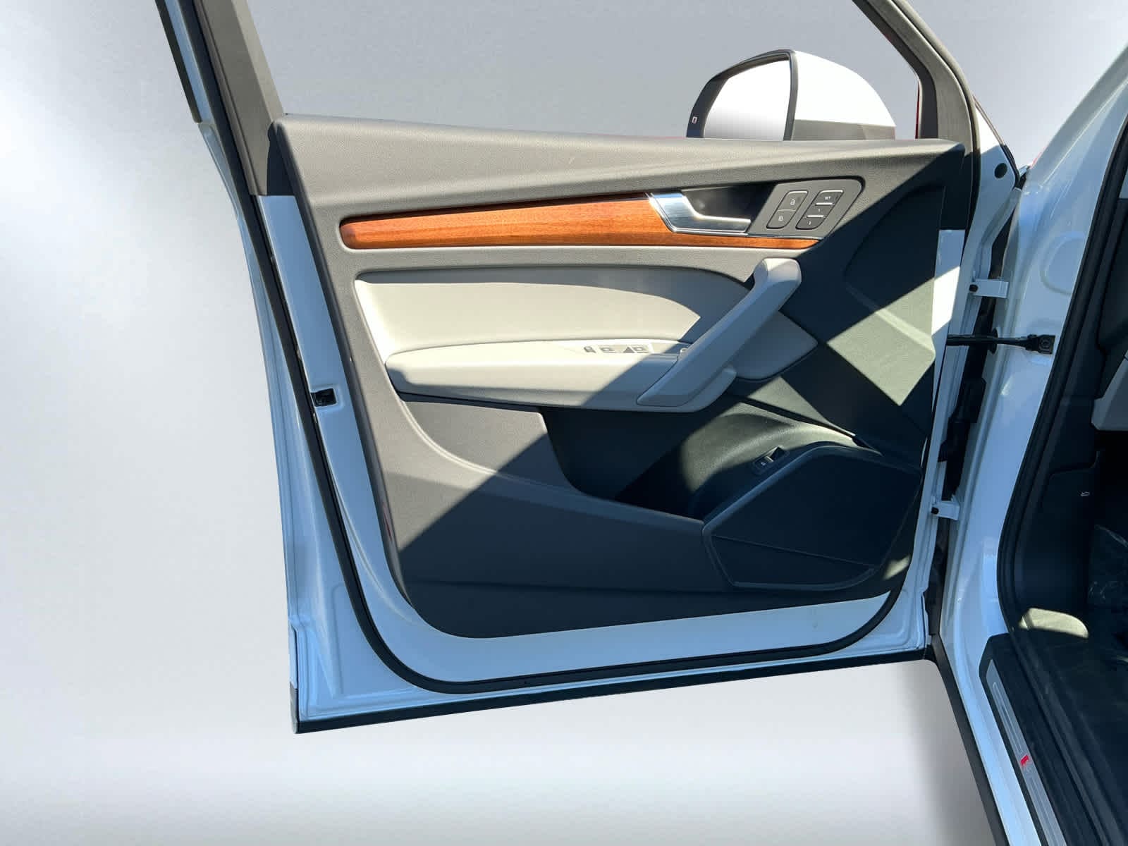 used 2022 Audi Q5 car, priced at $31,999