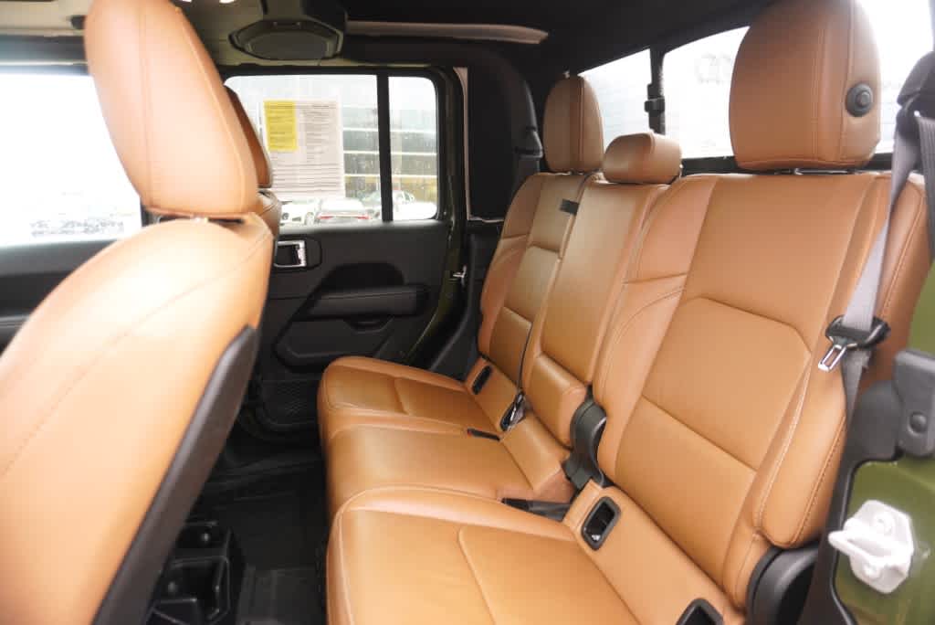 used 2021 Jeep Gladiator car, priced at $33,998