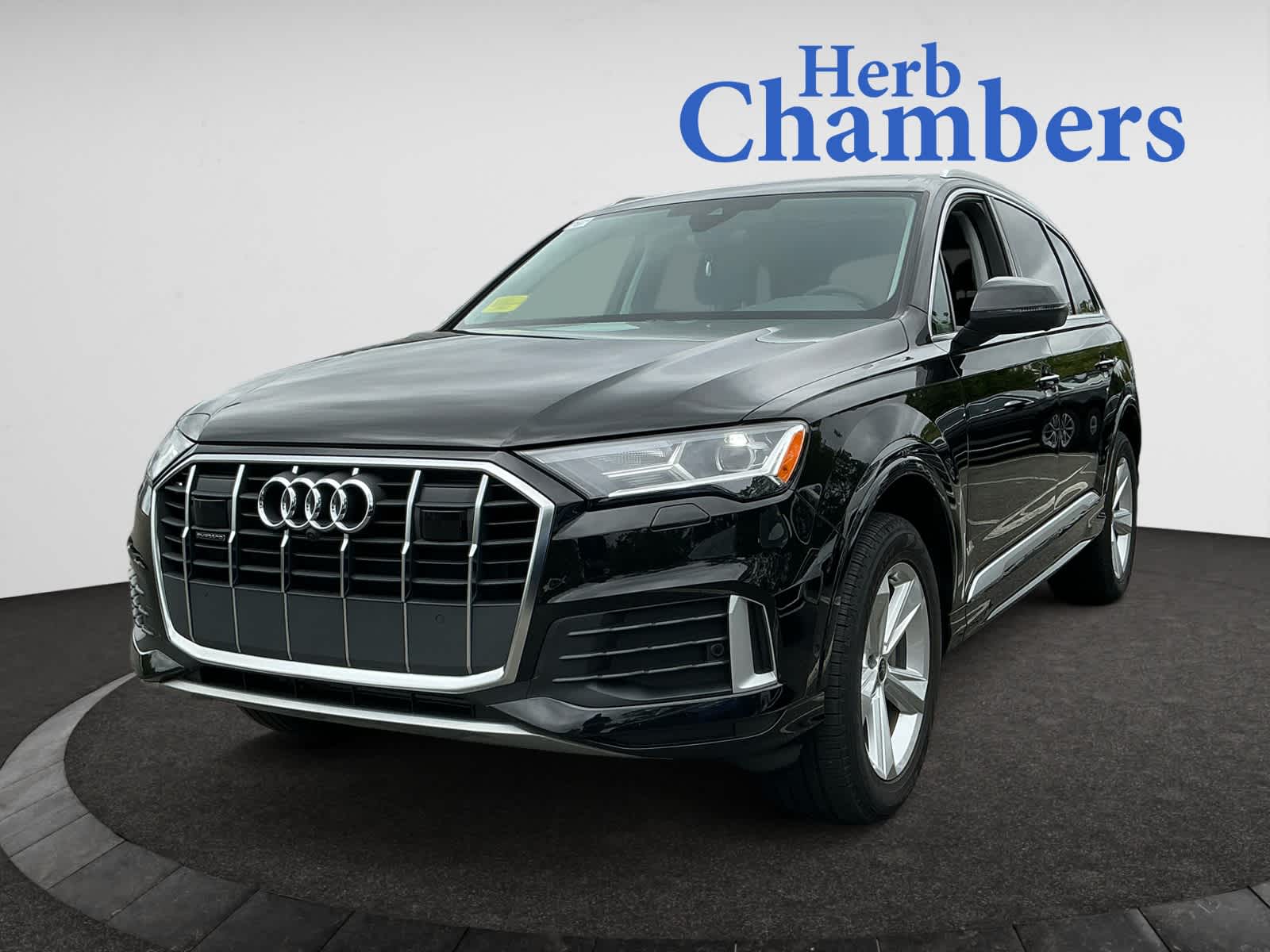 used 2023 Audi Q7 car, priced at $45,998
