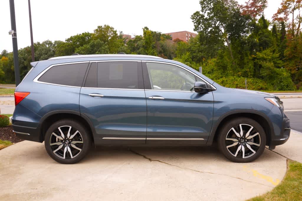 used 2021 Honda Pilot car, priced at $28,498