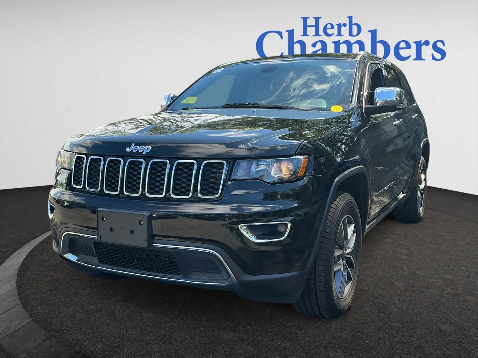 used 2019 Jeep Grand Cherokee car, priced at $16,417