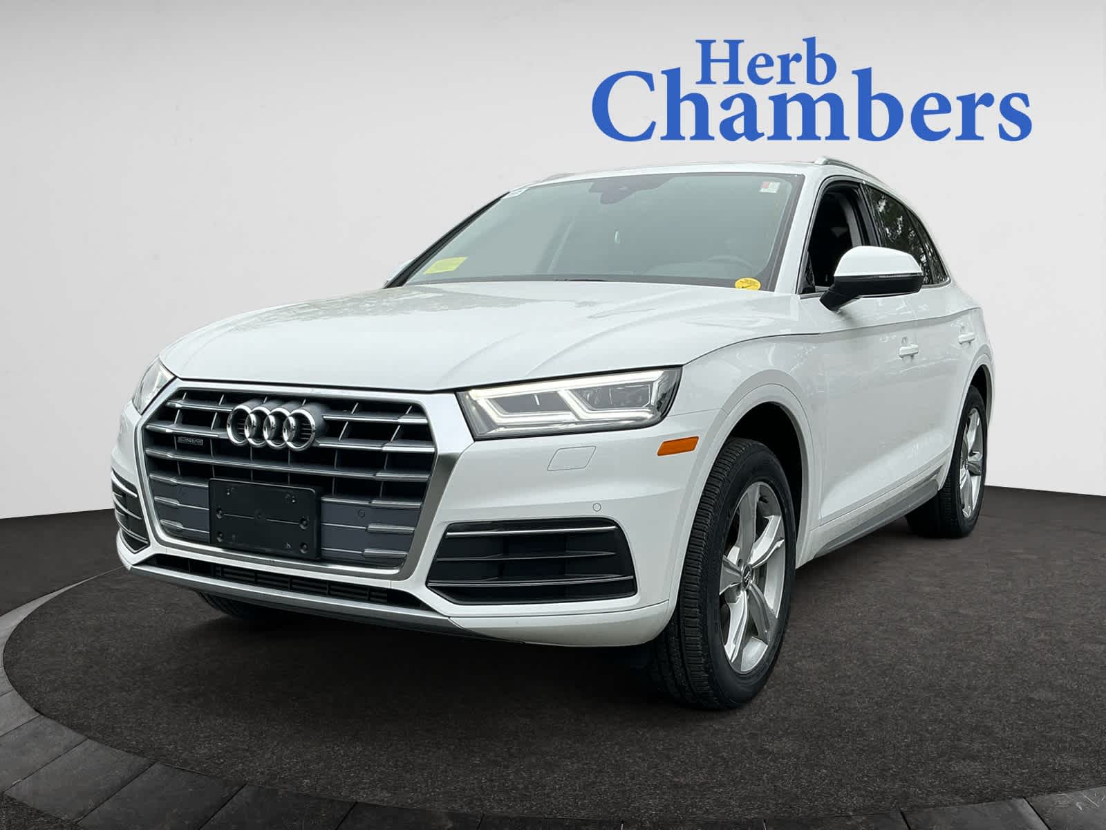 used 2020 Audi Q5 car, priced at $27,998
