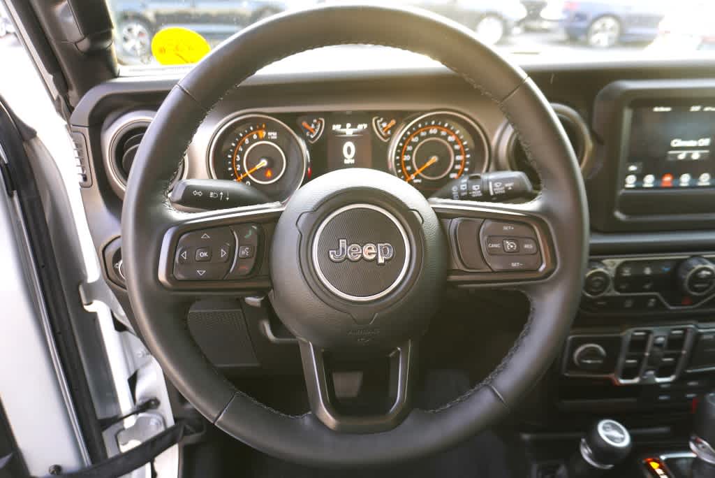 used 2022 Jeep Wrangler car, priced at $33,998