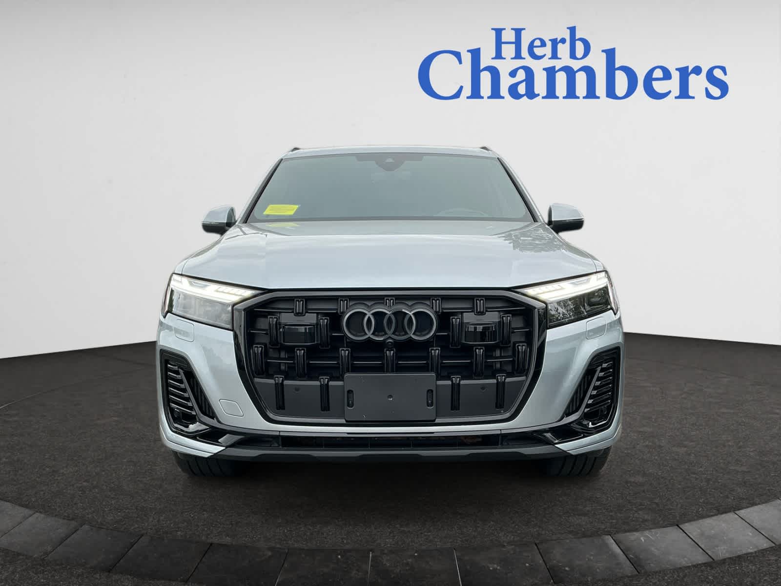 used 2025 Audi Q7 car, priced at $72,998