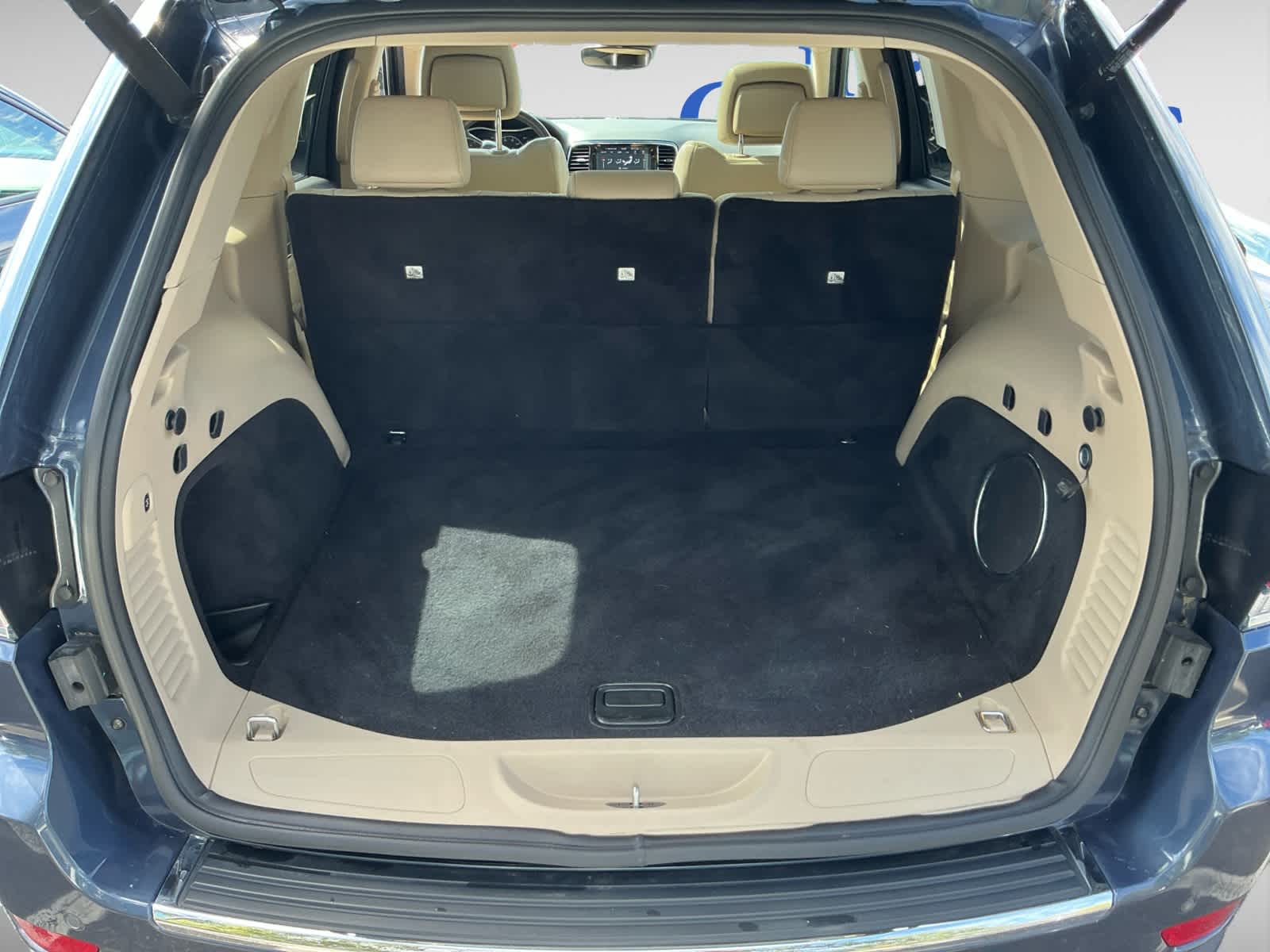 used 2020 Jeep Grand Cherokee car, priced at $27,099