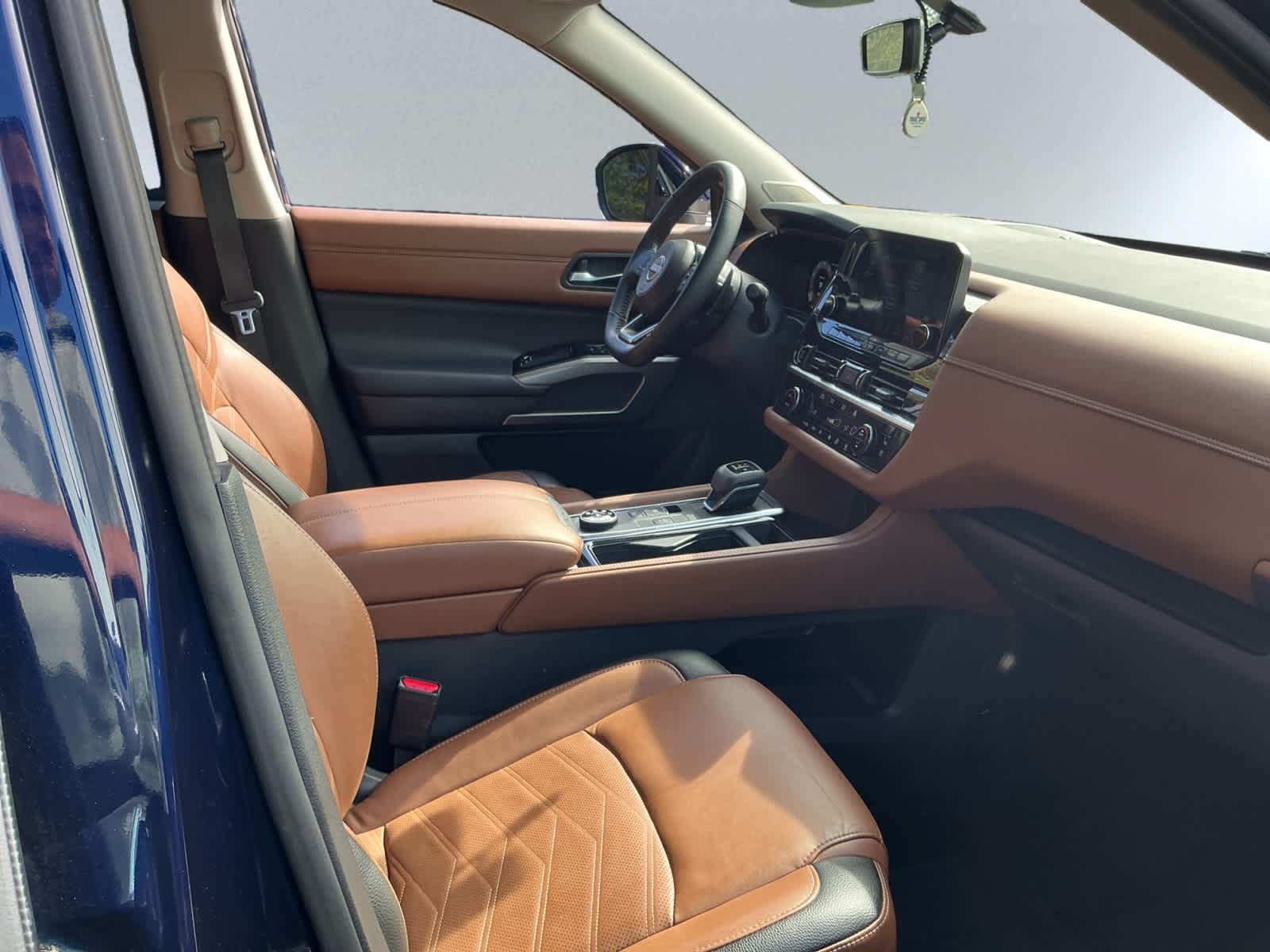 used 2023 Nissan Pathfinder car, priced at $33,998