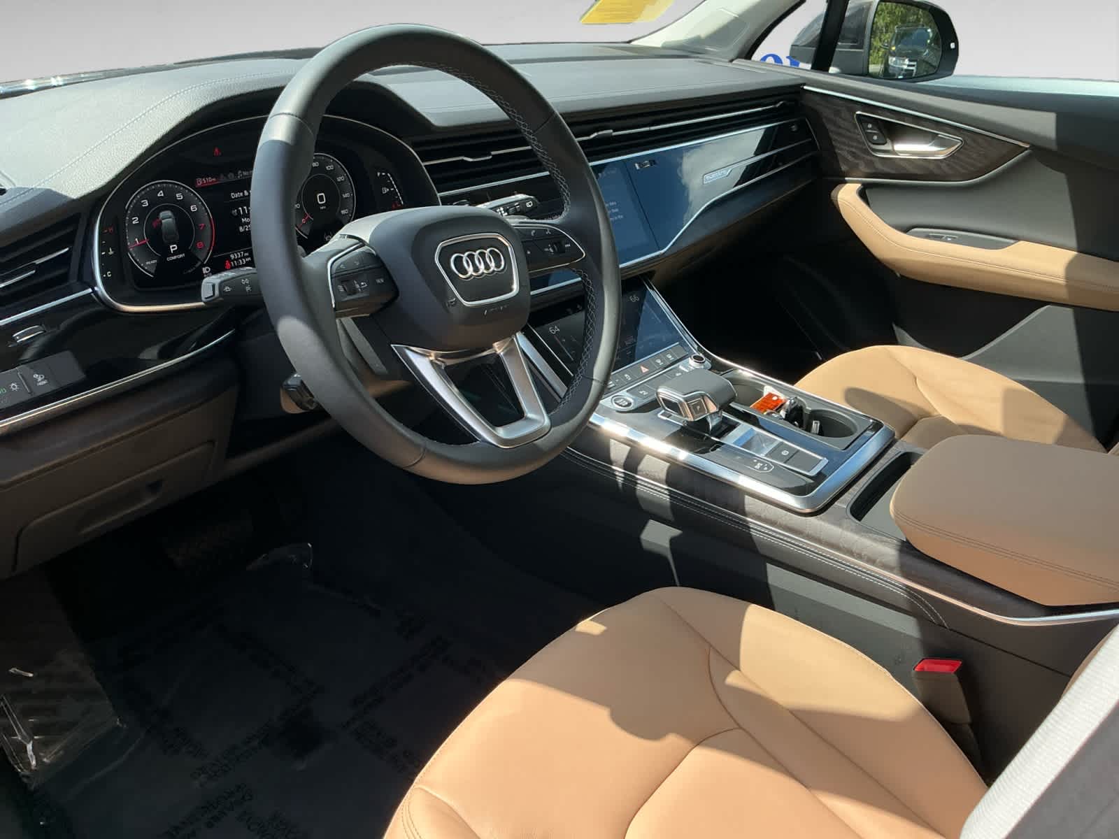 used 2025 Audi Q7 car, priced at $56,998