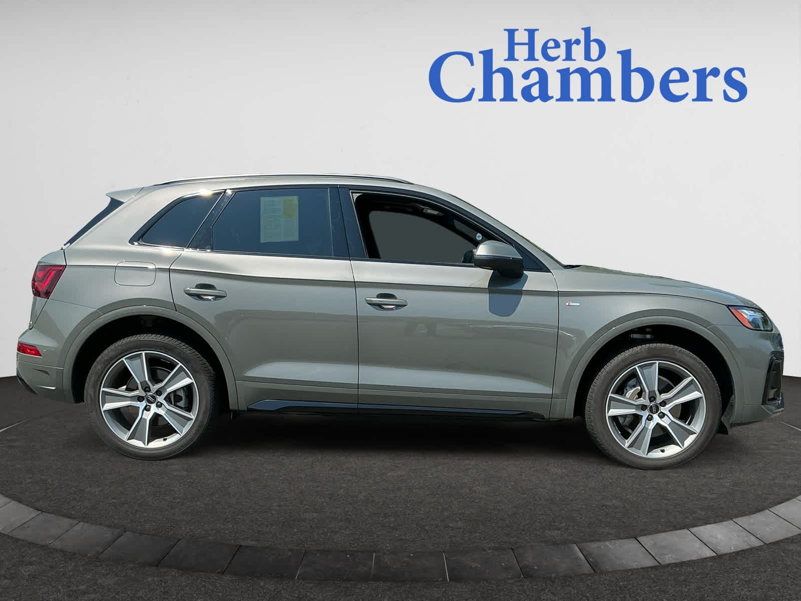 used 2025 Audi Q5 car, priced at $45,998