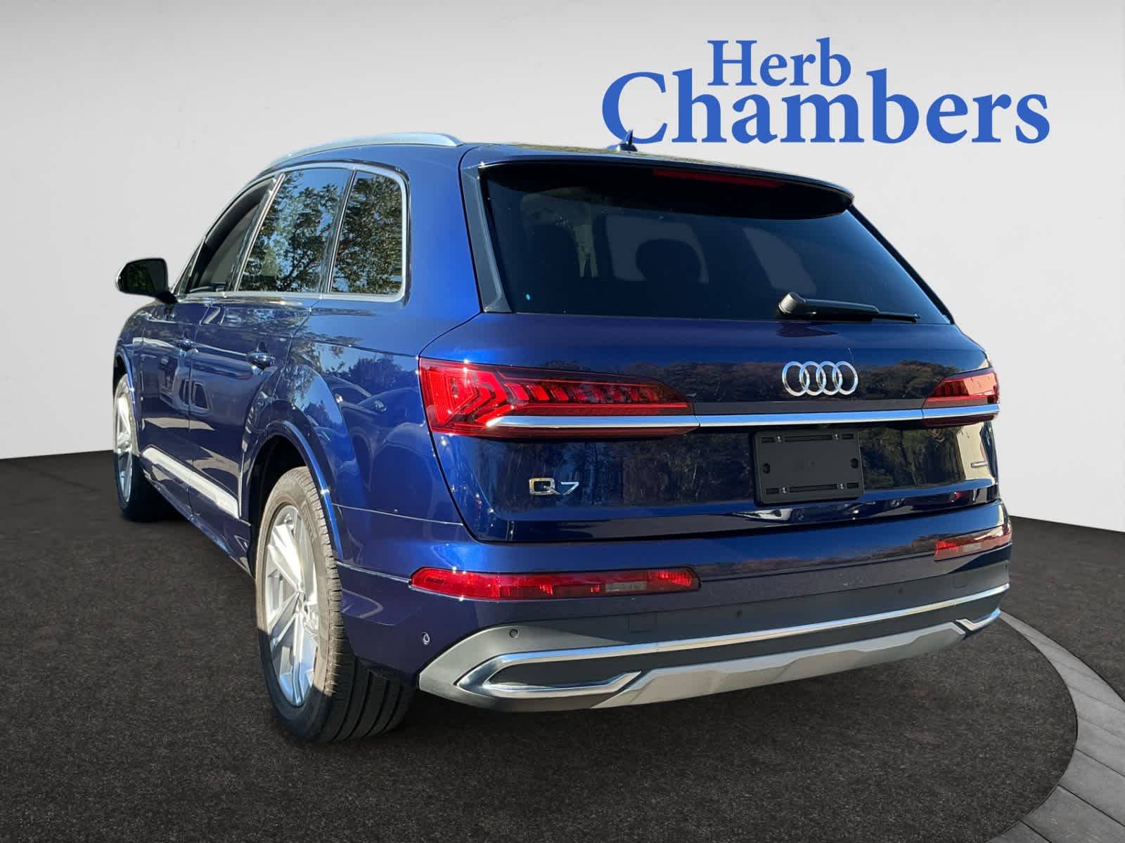 used 2022 Audi Q7 car, priced at $39,999