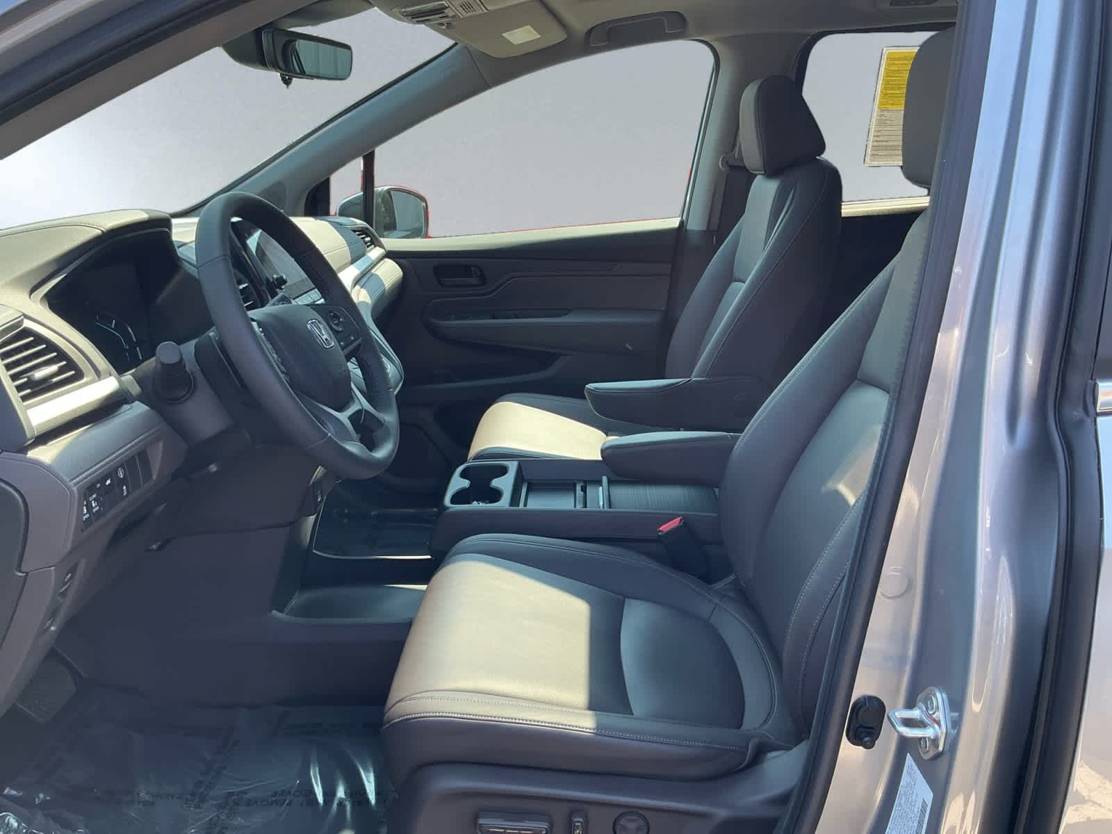 used 2024 Honda Odyssey car, priced at $42,998
