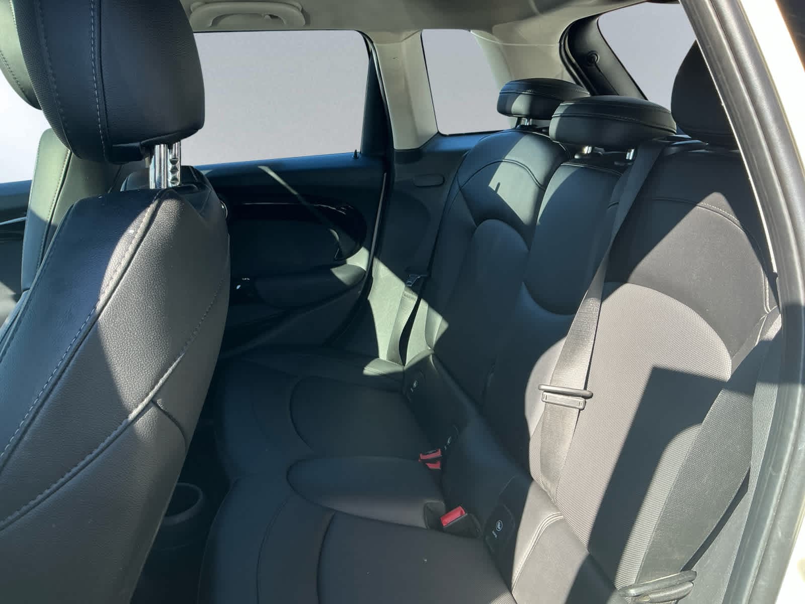 used 2016 MINI Hardtop 4 Door car, priced at $10,399