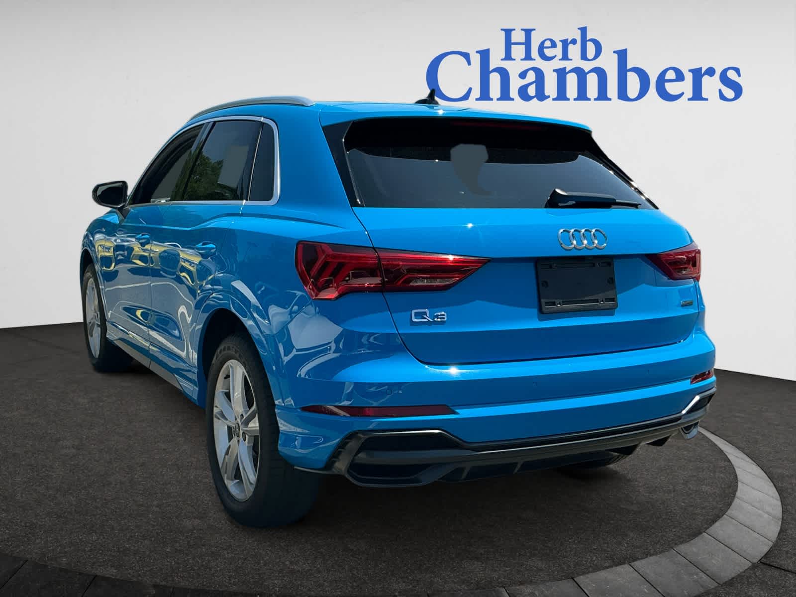 used 2022 Audi Q3 car, priced at $32,998