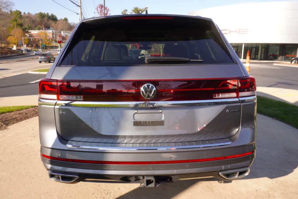 used 2024 Volkswagen Atlas car, priced at $43,498