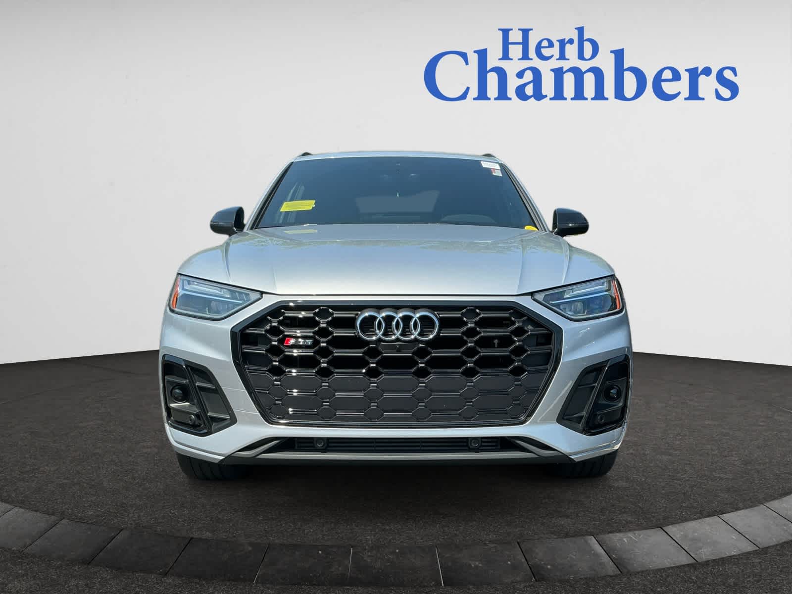 used 2024 Audi SQ5 car, priced at $55,998