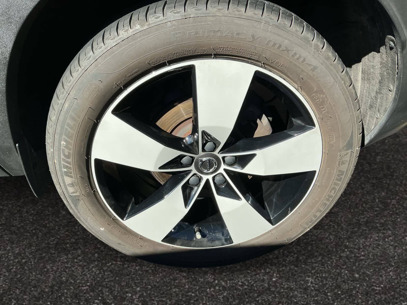 used 2019 Volvo XC40 car, priced at $24,999